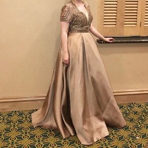 Stunning gold gown